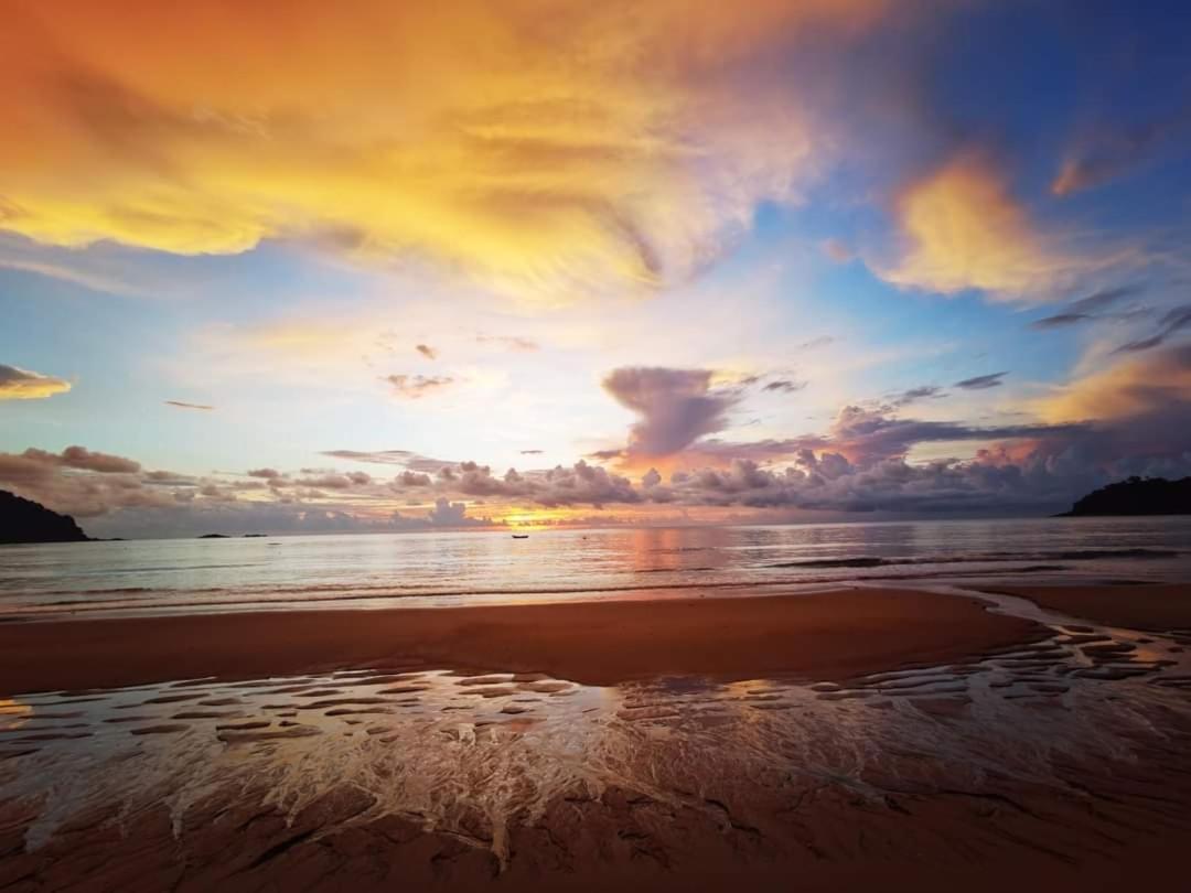 Permata Beach Chalet Kampong Juara Exterior foto